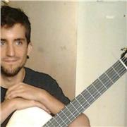 Clases de guitarra eléctrica, acústica y clásica. Lenguaje musical y armonía. Profesor titulado